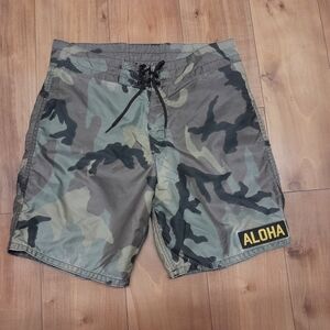 Birdwell Beach Britches Aloha Men's 8" Camo Board Shorts/Swim Trunks Size 30